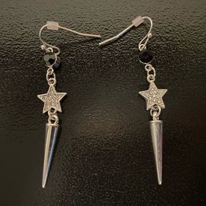 Pointy Star Earrings